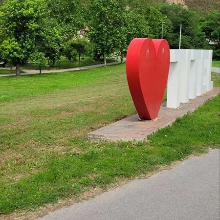 Splavtisa-titel Tekne