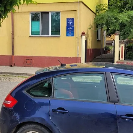 Tekne Splavtisa-titel Titel