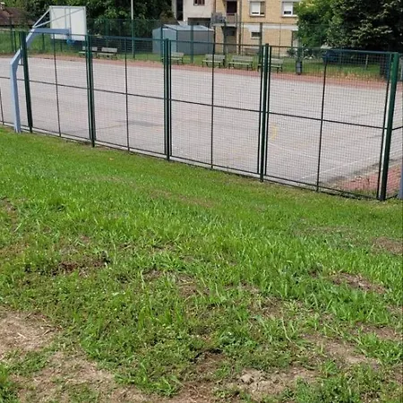 Splavtisa-titel Botel